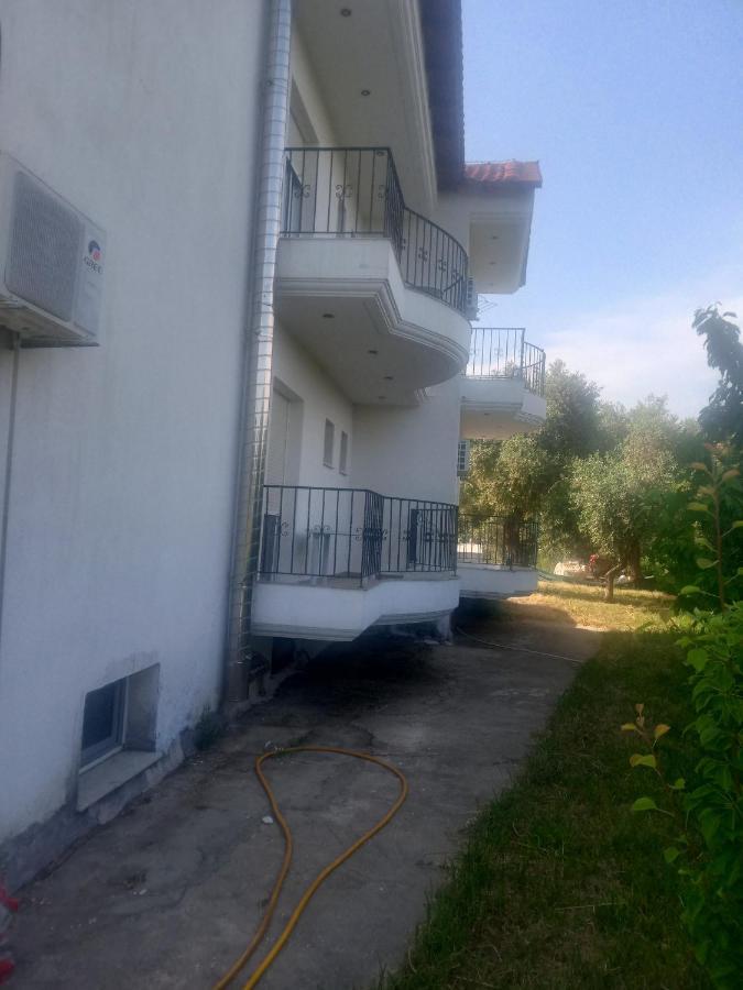 King Studios Kinira Exterior foto